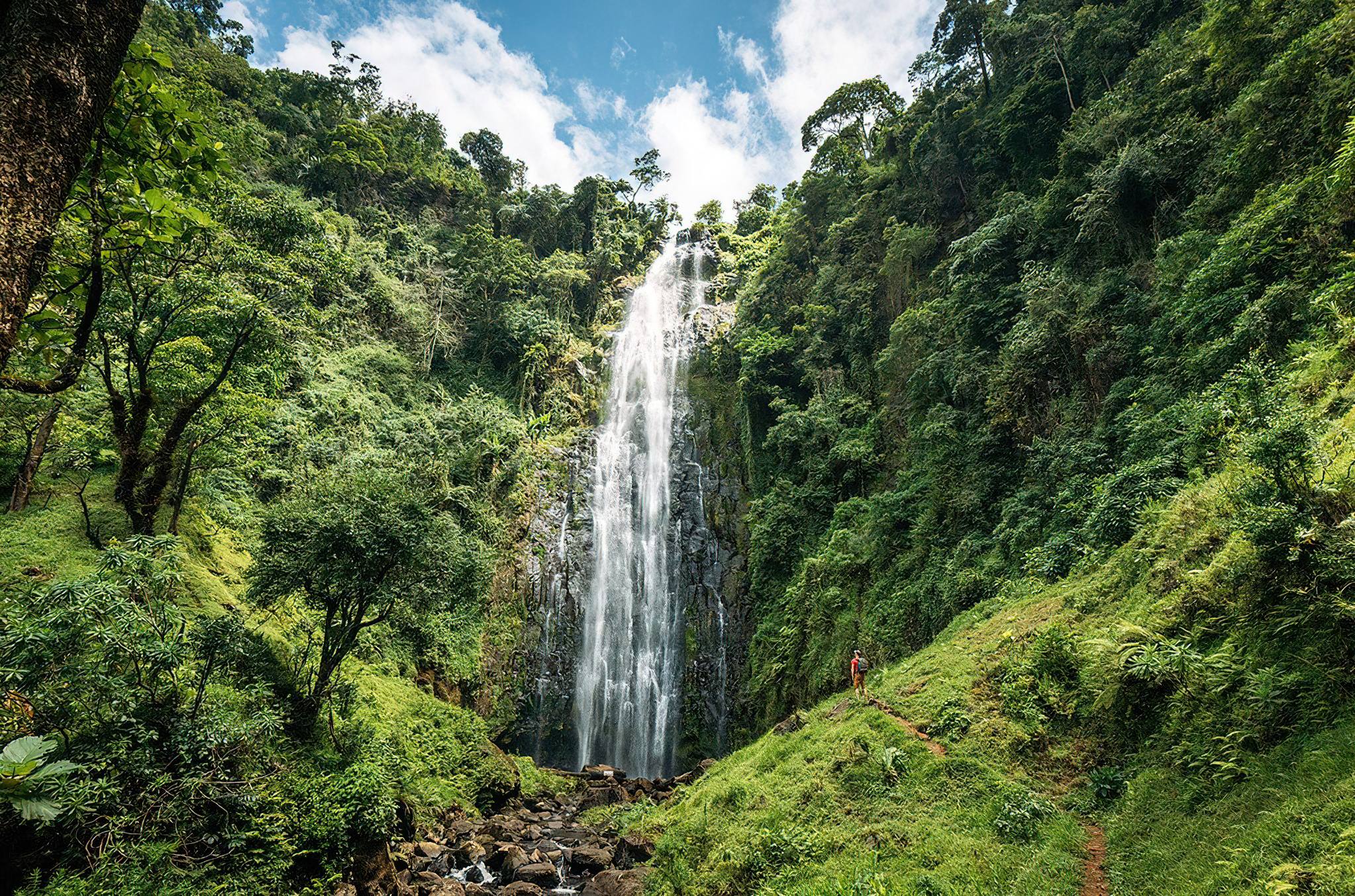 Materuni Waterfalls - Beautiful waterfall in lush green surroundings